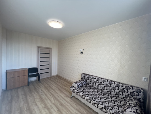 Продам однокомнатную (1-комн.) квартиру, Трубаченко ул, 14б, Симферополь г