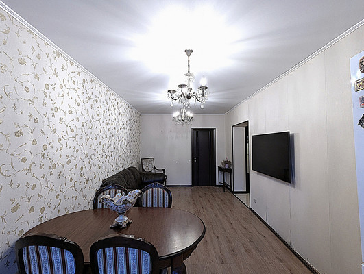 Продам трехкомнатную (3-комн.) квартиру, Колхозная ул, 55к4, Услонь д