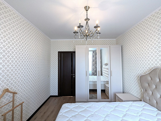 Продам трехкомнатную (3-комн.) квартиру, Колхозная ул, 55к4, Услонь д