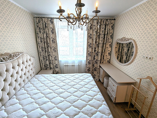 Продам трехкомнатную (3-комн.) квартиру, Колхозная ул, 55к4, Услонь д