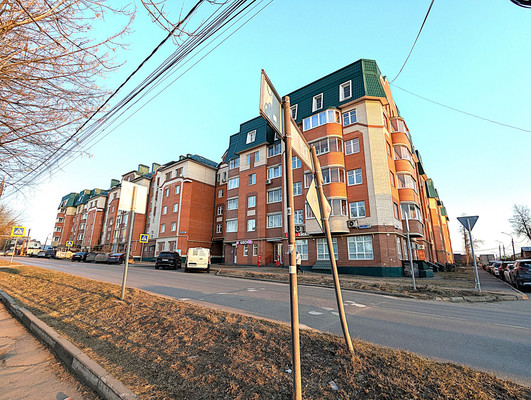 Продам трехкомнатную (3-комн.) квартиру, Колхозная ул, 55к4, Услонь д