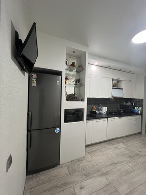 Продам однокомнатную (1-комн.) квартиру, Трубаченко ул, 14б, Симферополь г