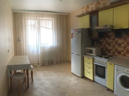 Продам однокомнатную (1-комн.) квартиру, им. Александра Покрышкина ул, 2/2, Краснодар г