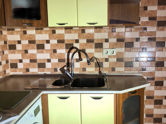 Продам однокомнатную (1-комн.) квартиру, им. Александра Покрышкина ул, 2/2, Краснодар г