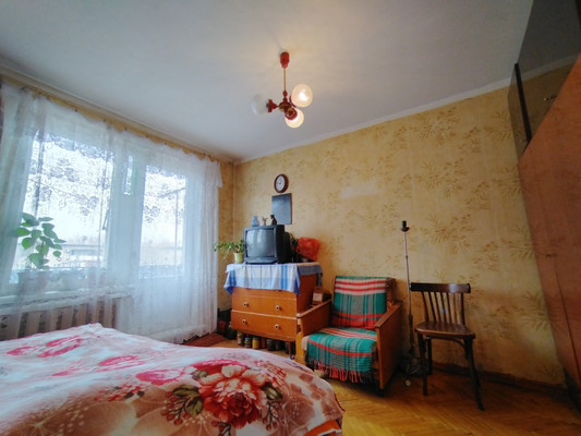 Продам двухкомнатную (2-комн.) квартиру, Опаринская ул, 1, Быково рп