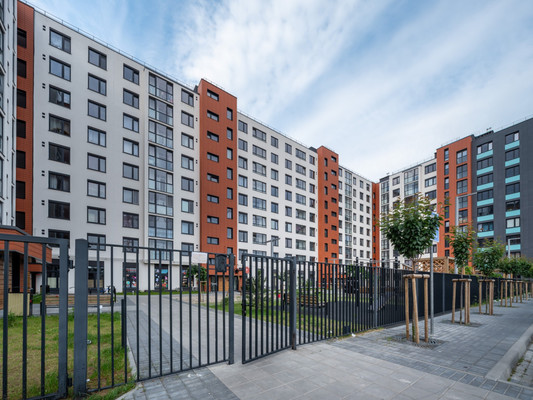 Продам трехкомнатную (3-комн.) квартиру (долевое), Батальная ул, Калининград г