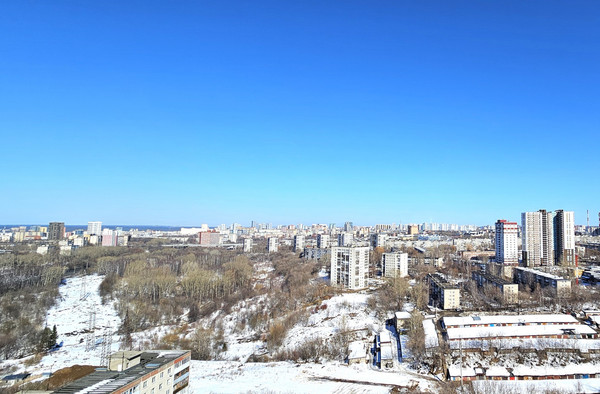 Продам двухкомнатную (2-комн.) квартиру, Муромская ул, 24А, Пермь г