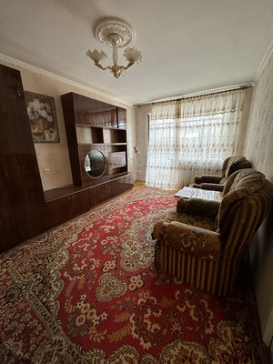 Продам трехкомнатную (3-комн.) квартиру, Комсомольская ул, 17а, Октябрьский г