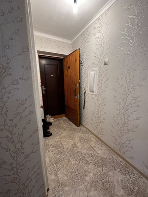 Продам трехкомнатную (3-комн.) квартиру, Комсомольская ул, 17а, Октябрьский г