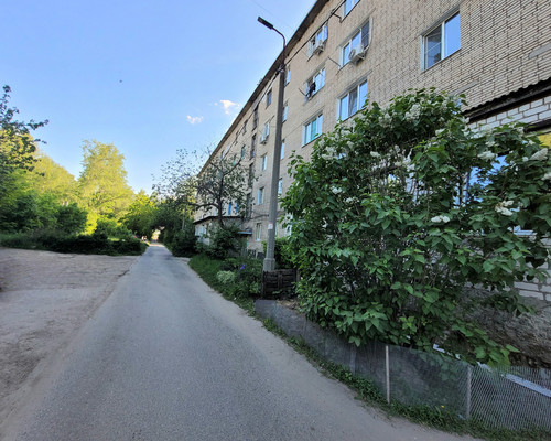 Продам однокомнатную (1-комн.) квартиру, Забайкальская ул, 15к2, Рязань г