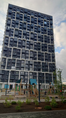 Продам трехкомнатную (3-комн.) квартиру, Хуторская ул, 1, Екатеринбург г