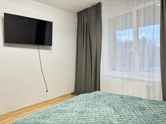 Продам двухкомнатную (2-комн.) квартиру, Светлый мкр, 1, Екатеринбург г