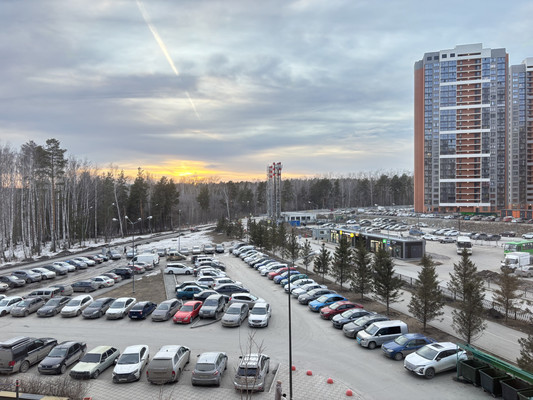 Продам двухкомнатную (2-комн.) квартиру, Светлый мкр, 1, Екатеринбург г