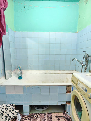 Продам двухкомнатную (2-комн.) квартиру, Серпуховская ул, 27, Липицы с