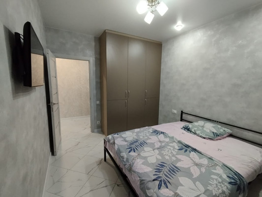 Продам двухкомнатную (2-комн.) квартиру, Спортивный кв-л, 12кА, Небуг с