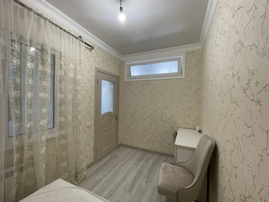 Продам трехкомнатную (3-комн.) квартиру, Генерала Омарова ул, 39, Махачкала г