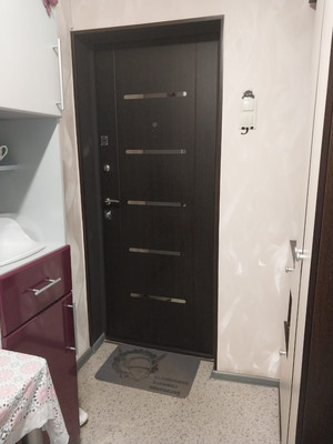 Продам комнату в 8-комн. квартире, Артамонова ул, 36, Воронеж г
