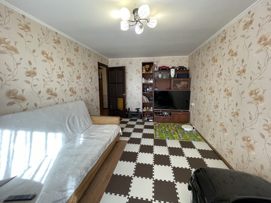 Продам двухкомнатную (2-комн.) квартиру, ГСК Кузнечики тер, 5, Кузнечики п