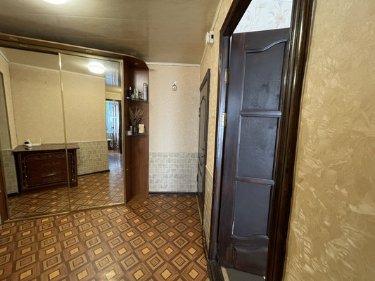 Продам двухкомнатную (2-комн.) квартиру, ГСК Кузнечики тер, 5, Кузнечики п