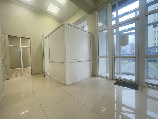 Продам коммерческое помещение 127 м2, Елизаветинская ул, 4, Калининград г