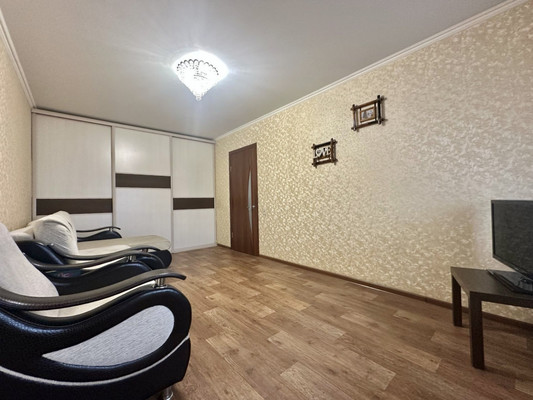Продам однокомнатную (1-комн.) квартиру, Ладожская ул, 150, Пенза г