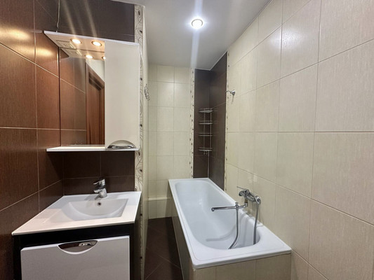 Продам однокомнатную (1-комн.) квартиру, Ладожская ул, 150, Пенза г