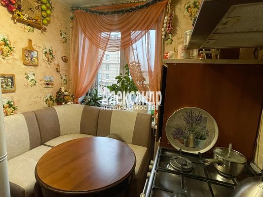 Продам однокомнатную (1-комн.) квартиру, Заневский пр-кт, 23, Санкт-Петербург г