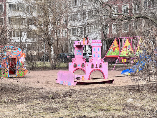 Продам трехкомнатную (3-комн.) квартиру, Ударников пр-кт, 15Ак1, Санкт-Петербург г