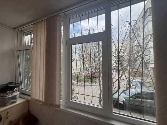 Продам многокомнатную квартиру, Крымских Партизан ул, 4, Симферополь г