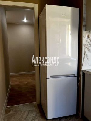 Продам двухкомнатную (2-комн.) квартиру, Куйбышева ул, 17, Выборг г