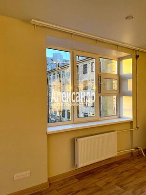 Продам двухкомнатную (2-комн.) квартиру, Куйбышева ул, 17, Выборг г