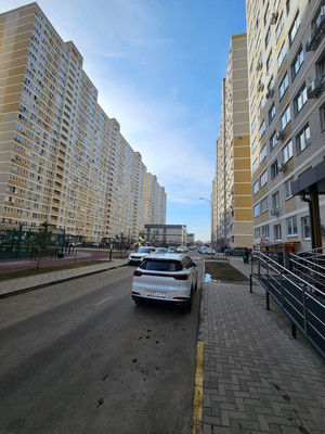 Продам однокомнатную (1-комн.) квартиру, Заполярная ул, 39к9, Краснодар г