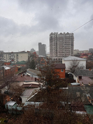 Продам двухкомнатную (2-комн.) квартиру, Гимназическая ул, 18, Краснодар г
