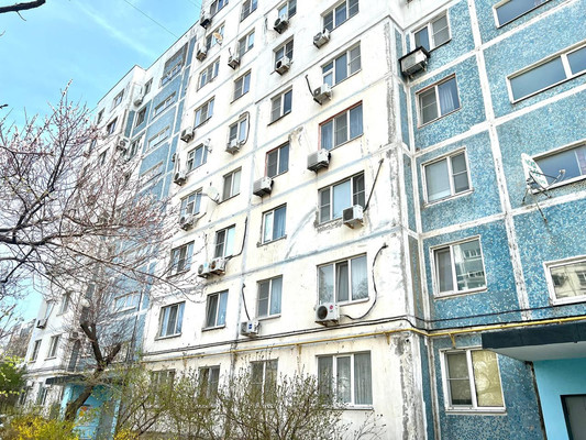 Продам однокомнатную (1-комн.) квартиру, Волгоградская ул, 50, Новороссийск г