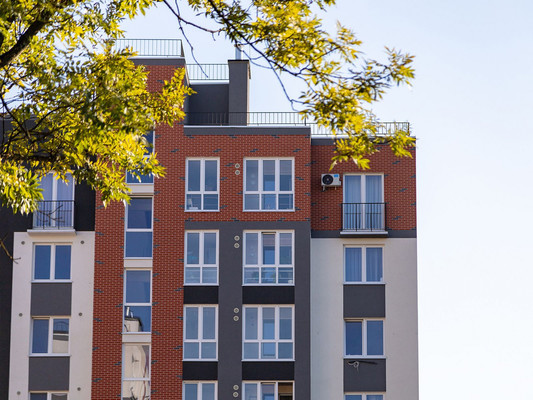 Продам однокомнатную (1-комн.) квартиру, Коммунистическая ул, 8, Калининград г