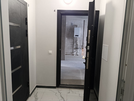 Продам однокомнатную (1-комн.) квартиру, Коммунистическая ул, 8, Калининград г