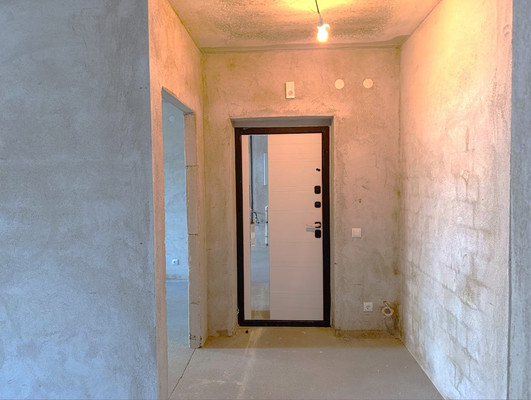 Продам однокомнатную (1-комн.) квартиру, Коммунистическая ул, 8, Калининград г