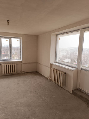 Продам двухкомнатную (2-комн.) квартиру, Гайнутдинова ул, 36, Саки г