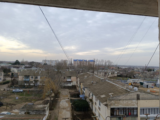 Продам двухкомнатную (2-комн.) квартиру, Гайнутдинова ул, 36, Саки г