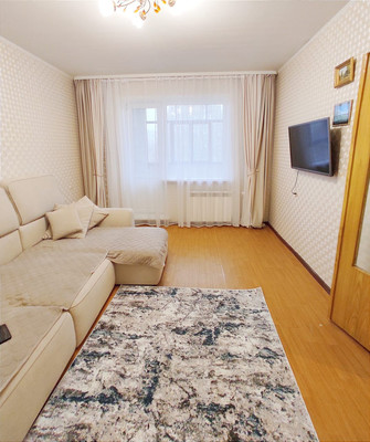 Продам двухкомнатную (2-комн.) квартиру, Сергея Есенина б-р, 9, Липецк г