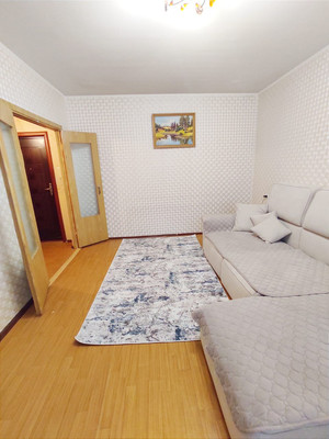 Продам двухкомнатную (2-комн.) квартиру, Сергея Есенина б-р, 9, Липецк г