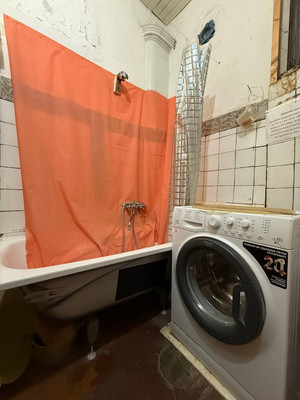 Продам 2-комн. в 5-комн. квартире, Красного Курсанта ул, 34а, Санкт-Петербург г
