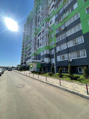 Продам однокомнатную (1-комн.) квартиру, им. Героя Советского Союза Якова Кобзаря ул, 5, Краснодар г