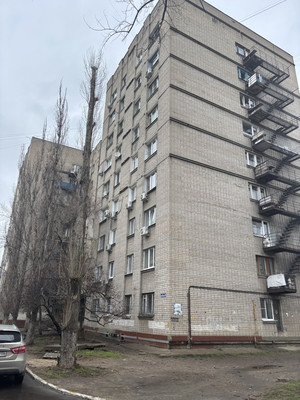 Продам комнату в 8-комн. квартире, Артамонова ул, 36, Воронеж г