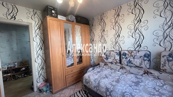 Продам двухкомнатную (2-комн.) квартиру, Им А.К.Харитонова ул, 76, Выборг г