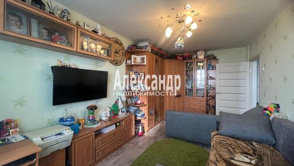 Продам двухкомнатную (2-комн.) квартиру, Им А.К.Харитонова ул, 76, Выборг г
