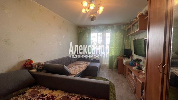 Продам двухкомнатную (2-комн.) квартиру, Им А.К.Харитонова ул, 76, Выборг г