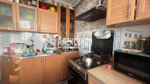 Продам двухкомнатную (2-комн.) квартиру, Им А.К.Харитонова ул, 76, Выборг г