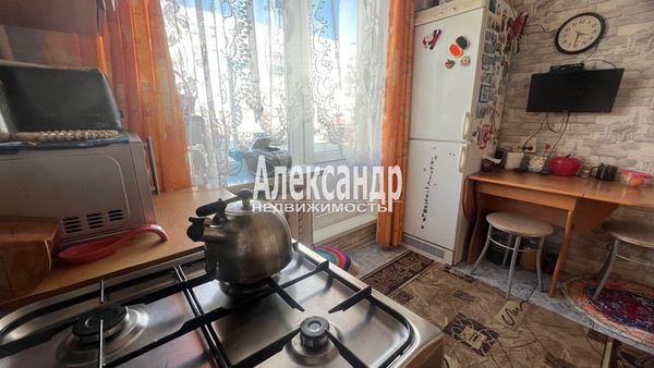 Продам двухкомнатную (2-комн.) квартиру, Им А.К.Харитонова ул, 76, Выборг г