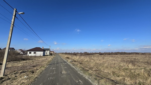 Продам участок 8 соток, ИЖС, Лукомерская ул, Рыбное п, 7 км от города